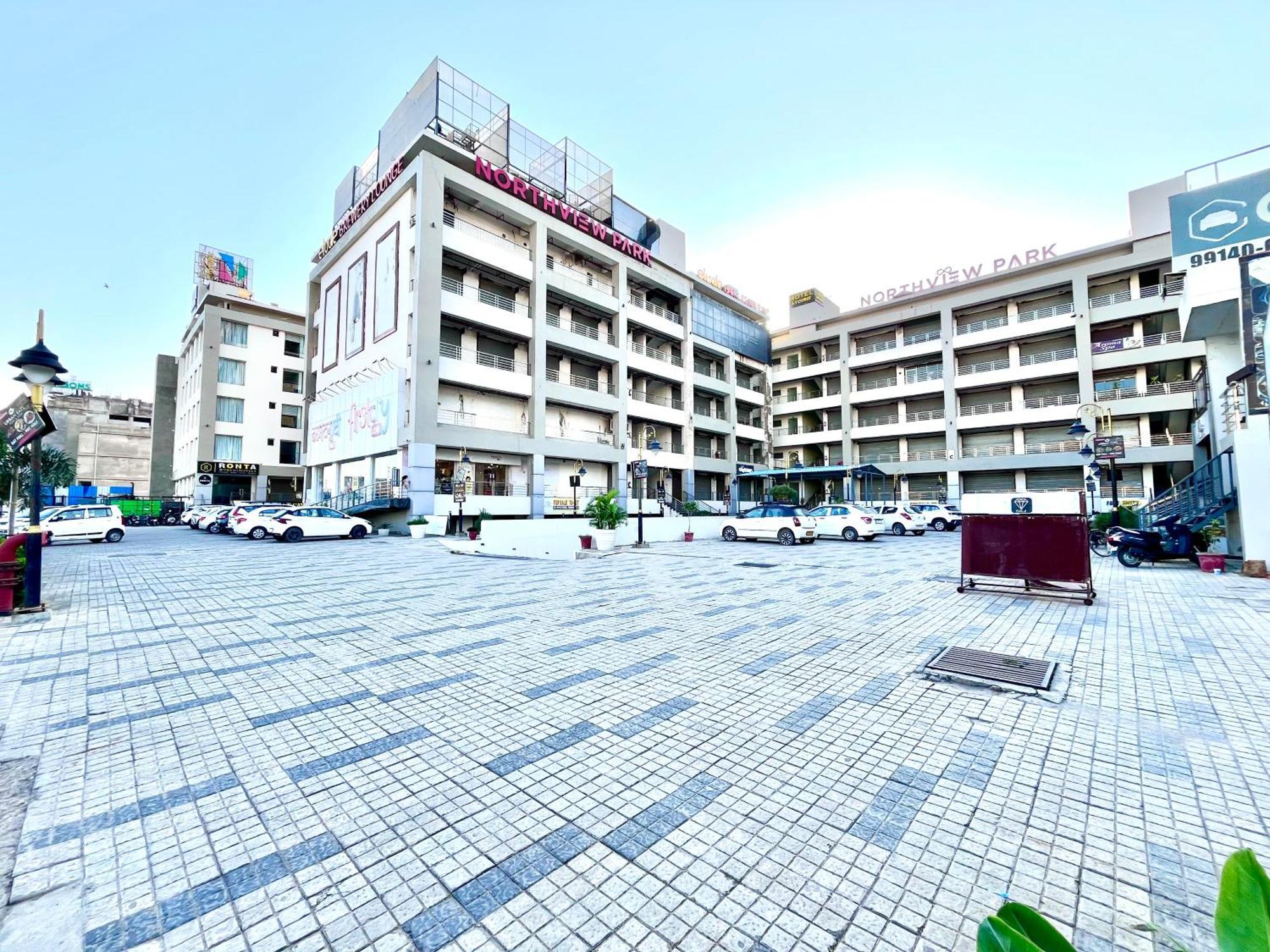 Hotel Northview Park By Lycoris !! Top Rated & Most Awarded Property In Tricity Zirakpur Exterior foto