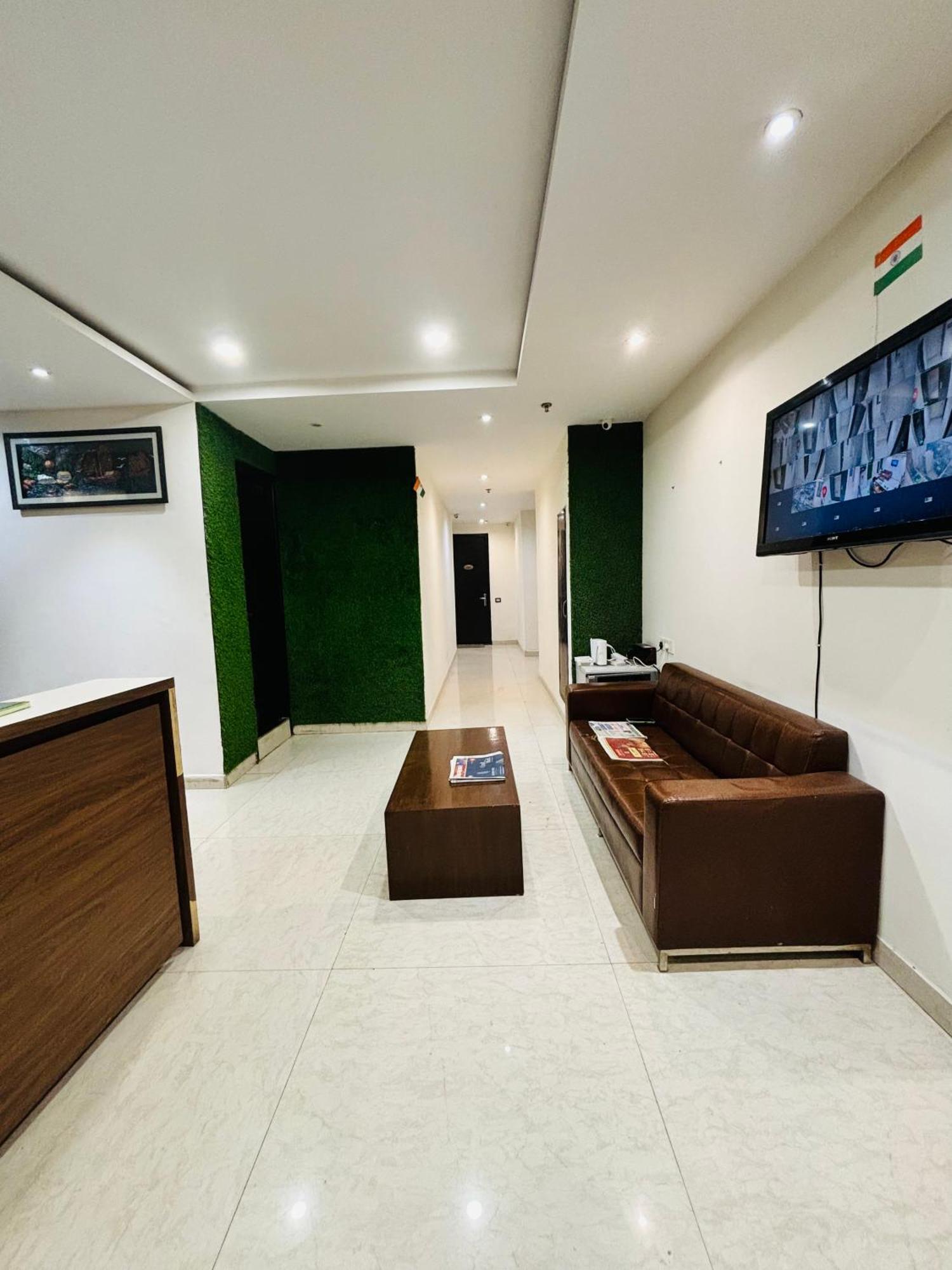 Hotel Northview Park By Lycoris !! Top Rated & Most Awarded Property In Tricity Zirakpur Exterior foto